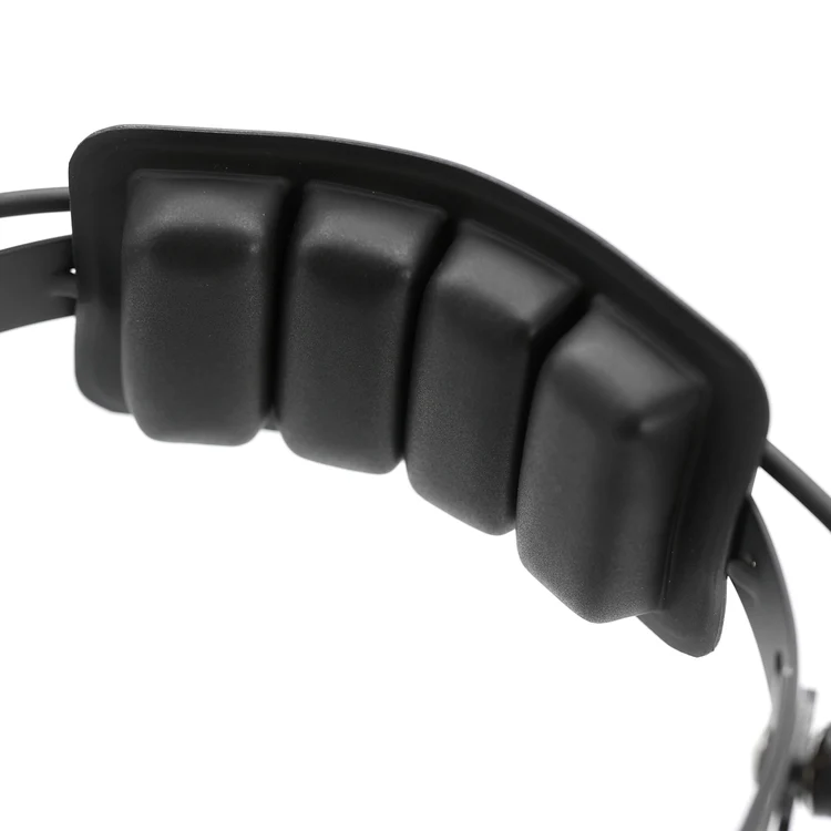 Aviation-Headset-07
